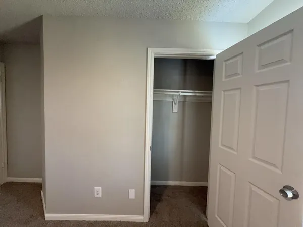 $349,900 | 704 Inglewood Trail, DeSoto, TX 75115
