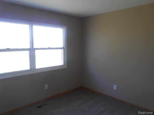 4898 Merwin Road Lapeer, MI 48446 - Photo 10 of 23 DSCN4769.jpg