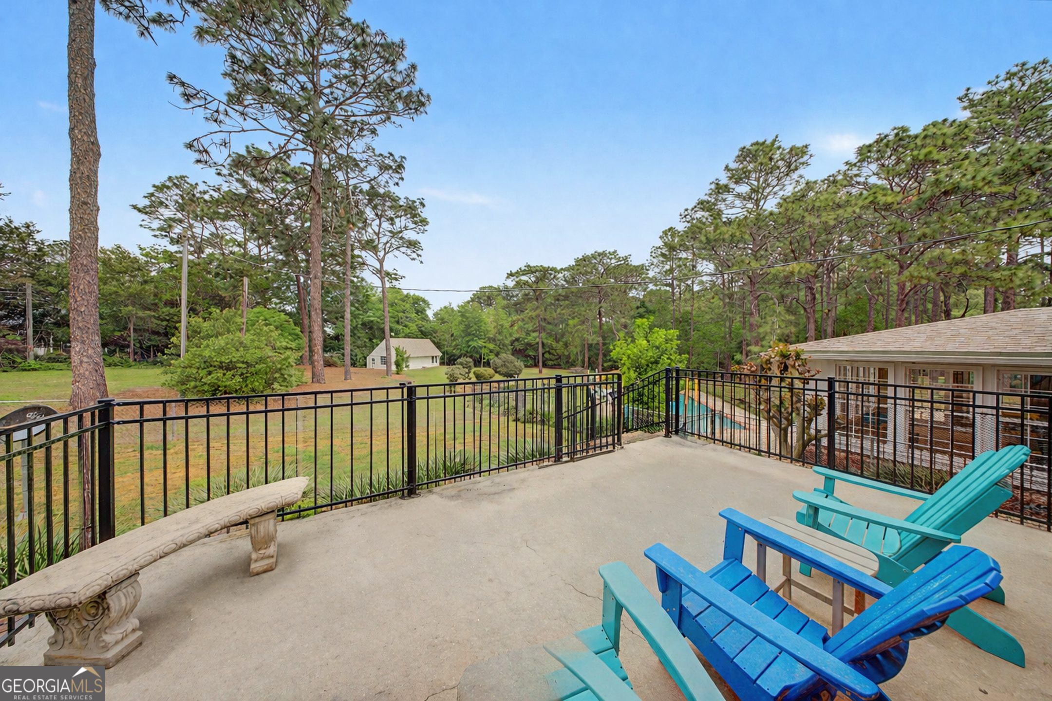 306 Holly Trail Moultrie, GA 31768 - Photo 33 of 40 a view of balcony with furniture