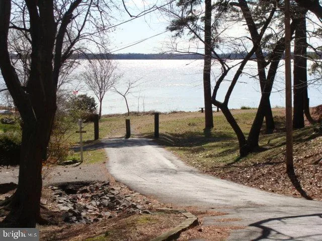 $2,000 | 603 Lake Drive, Lusby, MD 20657