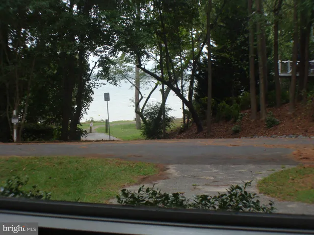 $2,000 | 603 Lake Drive, Lusby, MD 20657