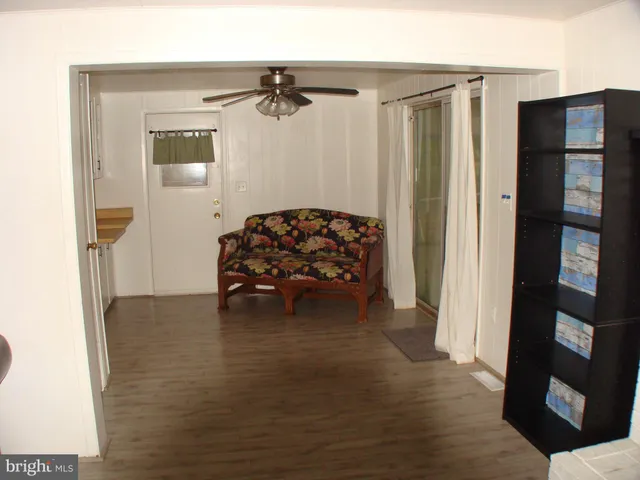 $2,000 | 603 Lake Drive, Lusby, MD 20657