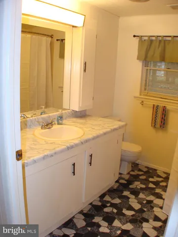 $2,000 | 603 Lake Drive, Lusby, MD 20657