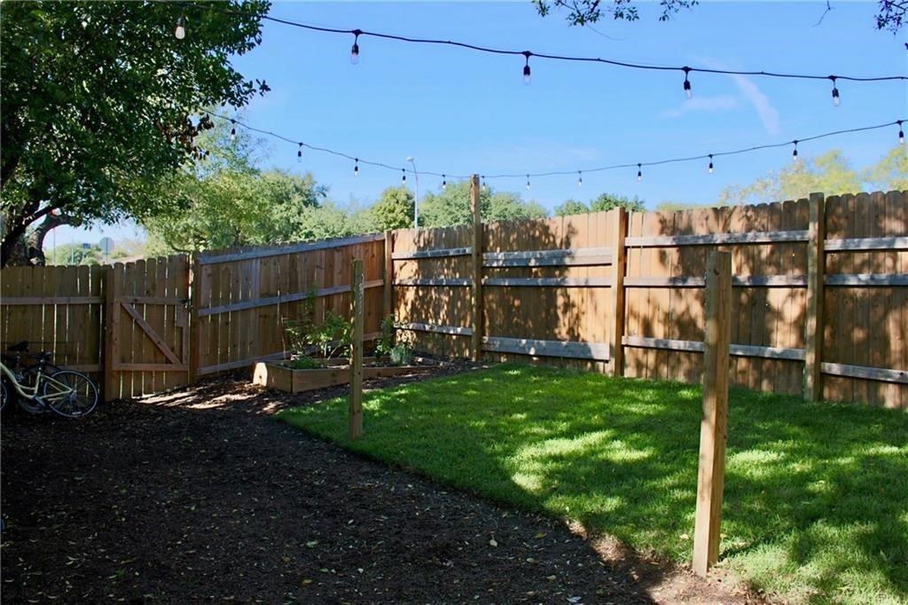 1511 Rutland Drive, Unit A Austin, TX 78758 - Photo 13 of 16 a view of a outdoor space