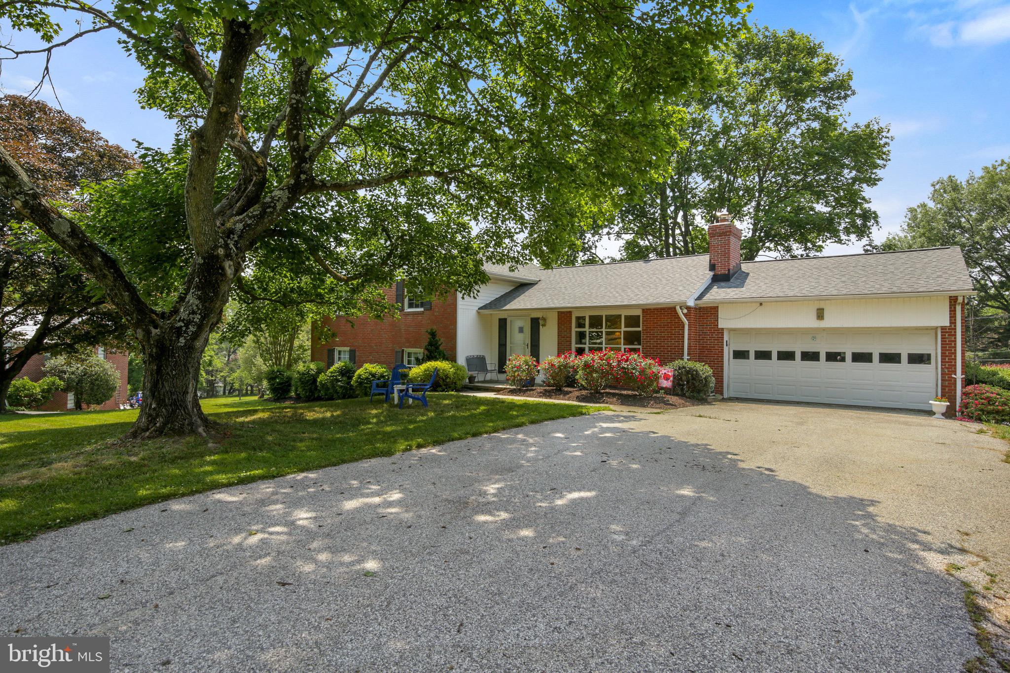 2303 Ravenview Road Lutherville-Timonium, MD 21093 - Photo 2 of 37 Gallery Image 2