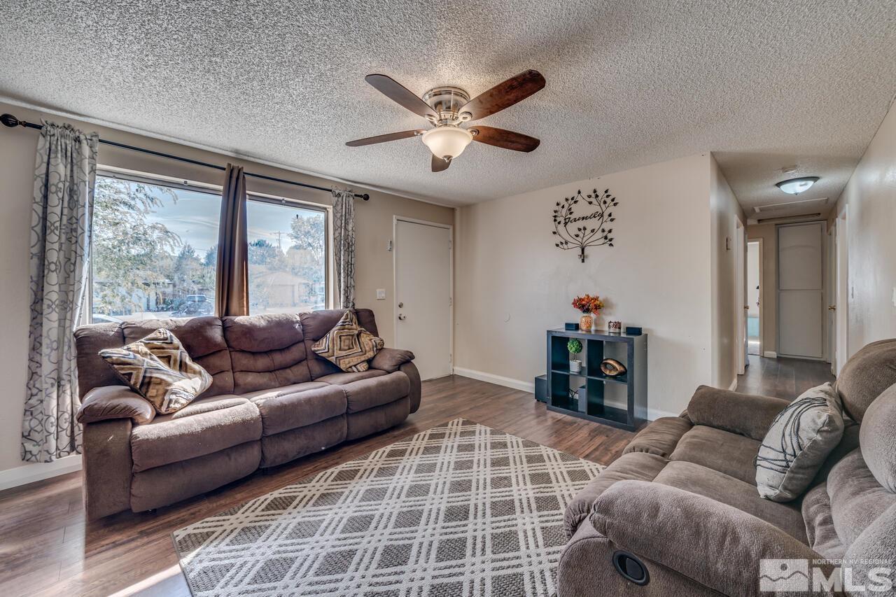 13091 Exinite Drive Reno, NV 89506 - Photo 4 of 21 Photo 4