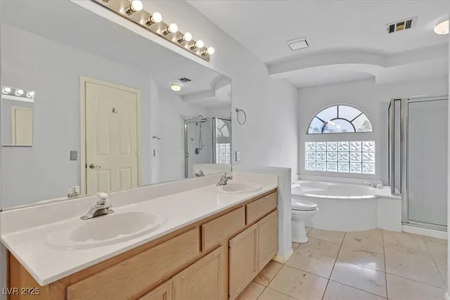 $575,000 | 39 Diplomat Court, Henderson, NV 89074