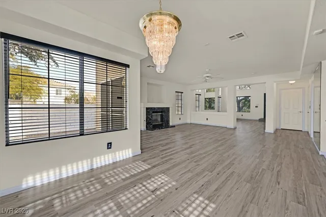 $575,000 | 39 Diplomat Court, Henderson, NV 89074