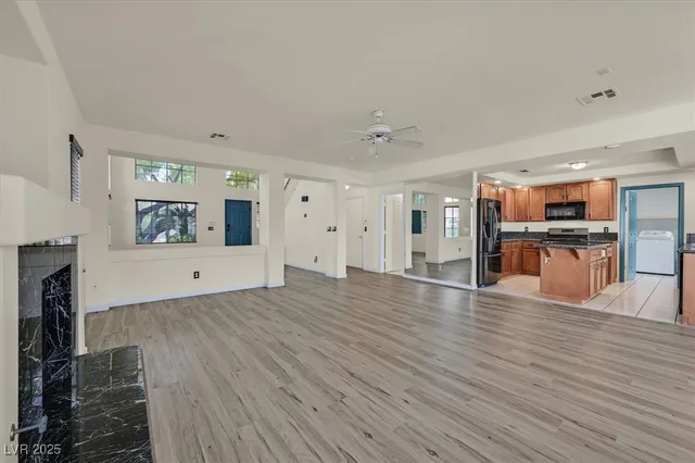 $575,000 | 39 Diplomat Court, Henderson, NV 89074