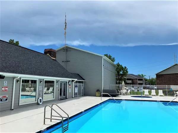 $1,250 | 1400 Gandy Boulevard North, Unit 505, St. Petersburg, FL 33702