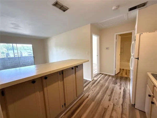 $1,250 | 1400 Gandy Boulevard North, Unit 505, St. Petersburg, FL 33702