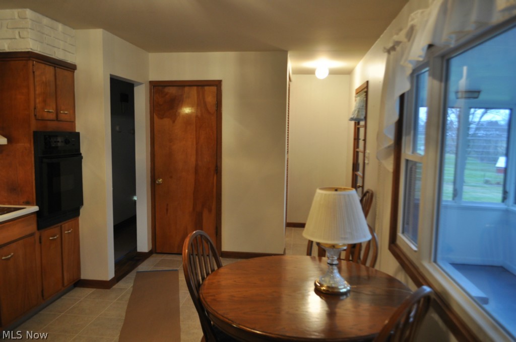 4265 Boggs Road Zanesville, OH 43701 - Photo 6 of 21