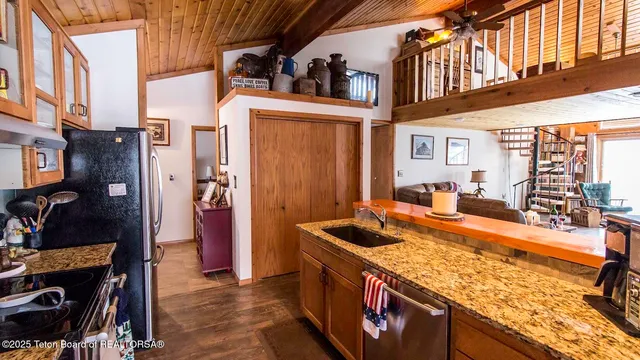 $1,199,000 | 1534 Aspen Hollow Road, Thayne, WY 83127