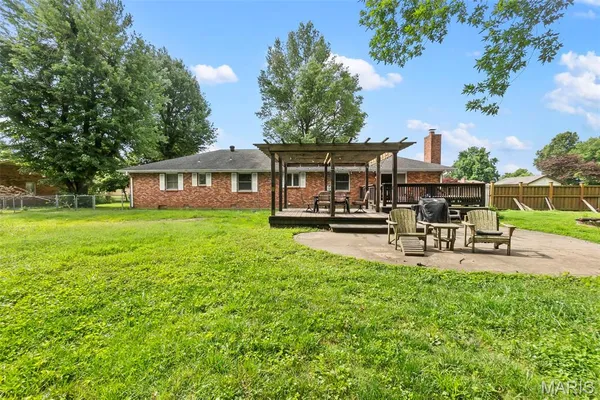 $270,000 | 218 Thomas Drive, Sikeston, MO 63801