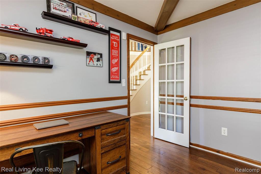 359 Silvervale Drive Rochester Hills, MI 48309 - Photo 20 of 36