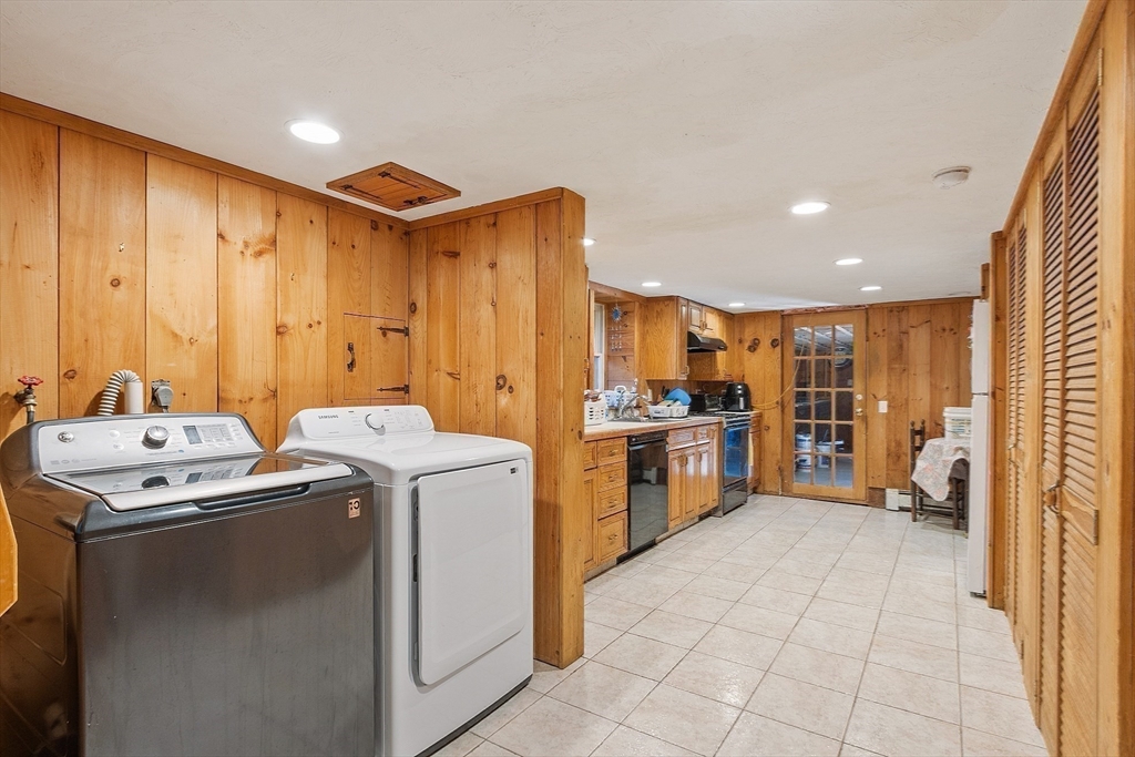 100 Baldwin Road Billerica, MA 01821 - Photo 18 of 26