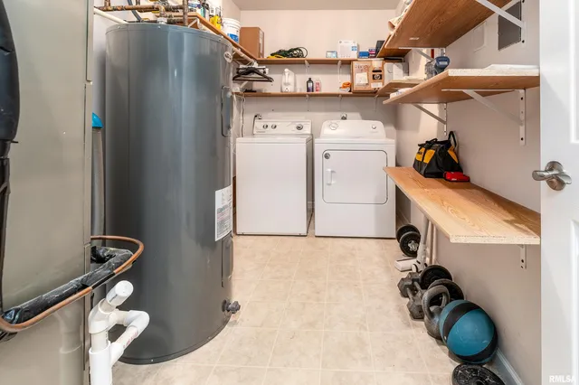 $233,000 | 905 North Granite Street, Marion, IL 62959