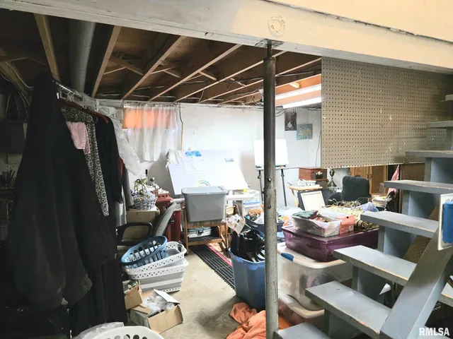 $135,000 | 1620 Cedar Street, Quincy, IL 62301