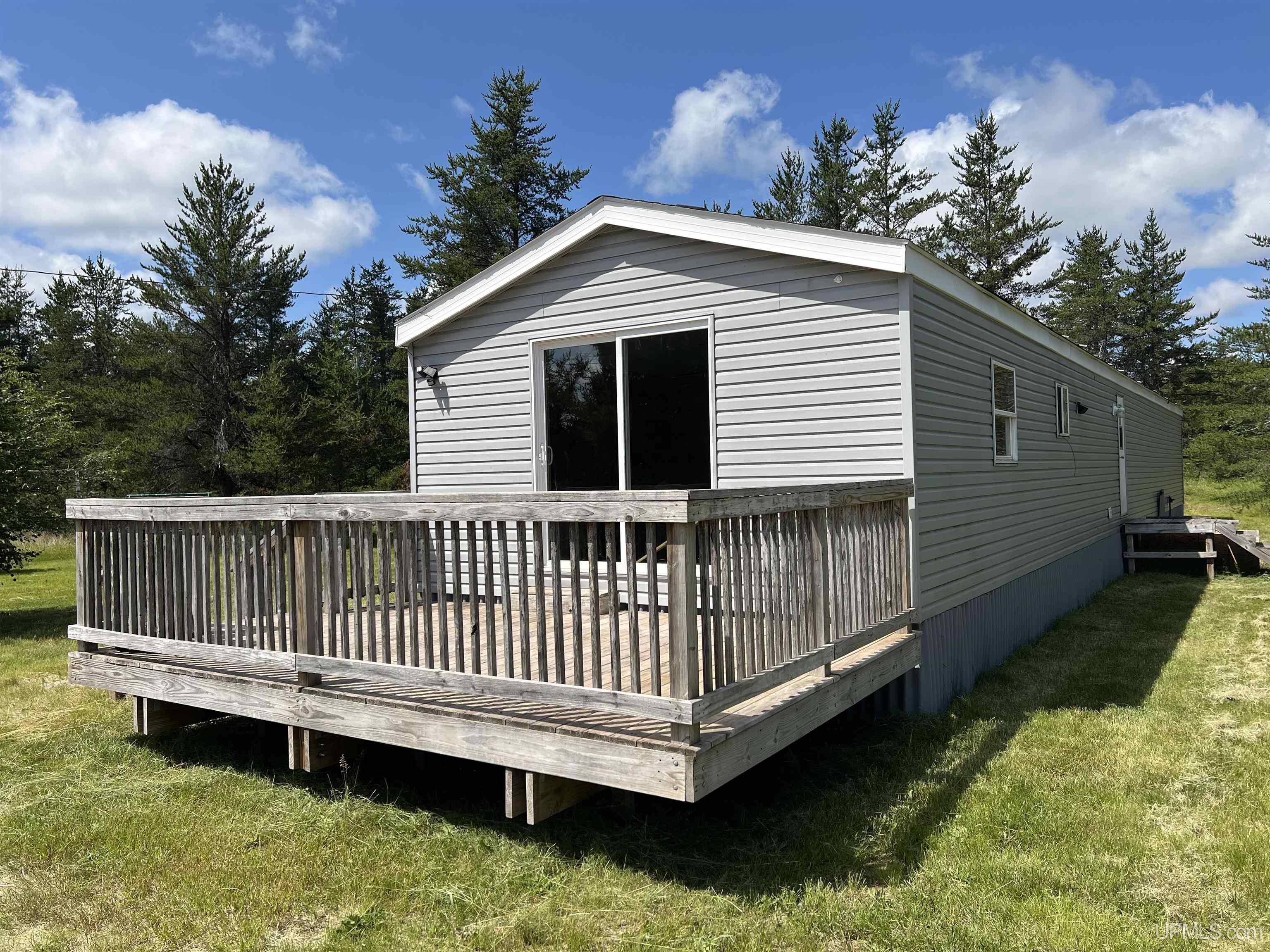 290 Station Road Gwinn, MI 49841 - Photo 7 of 28