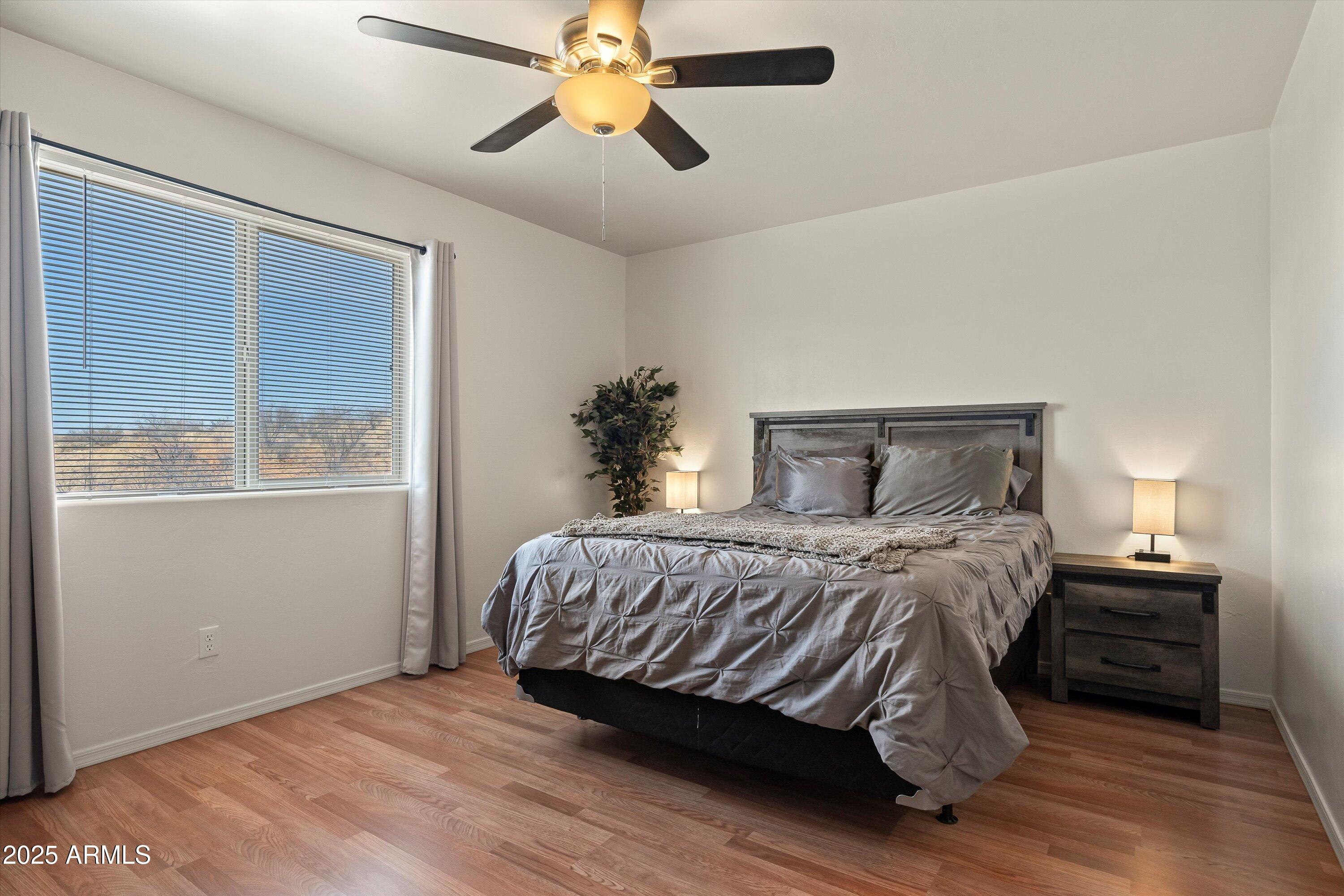 190 Círculo Silva Rio Rico, AZ 85648 - Photo 15 of 28 18-Primary Bedroom