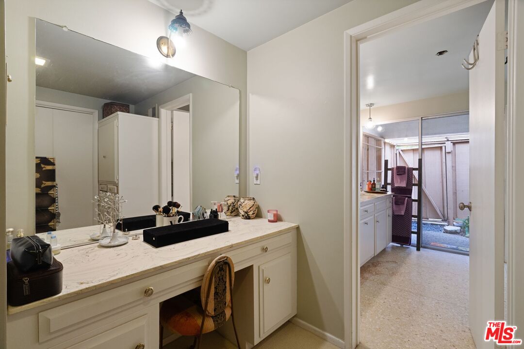 6847 Crest Road Rancho Palos Verdes, CA 90275 - Photo 26 of 42