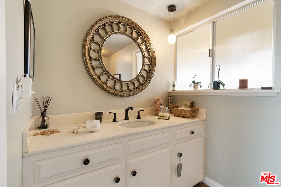 6847 Crest Road Rancho Palos Verdes, CA 90275 - Photo 31 of 42