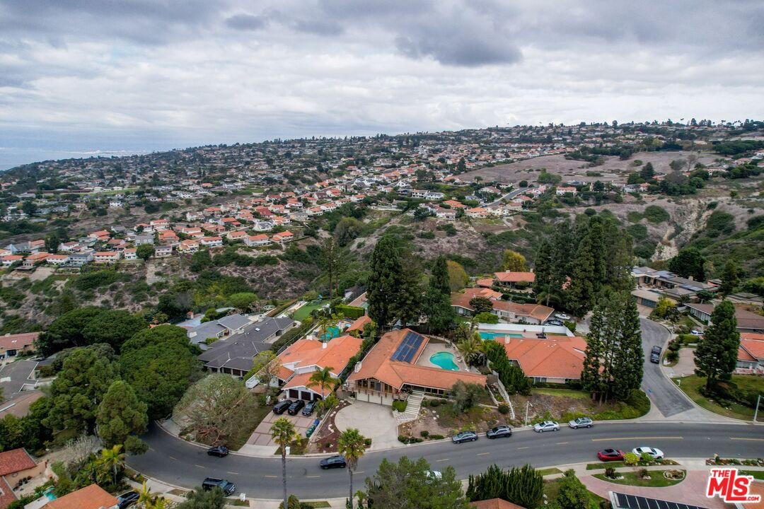 6847 Crest Road Rancho Palos Verdes, CA 90275 - Photo 36 of 42