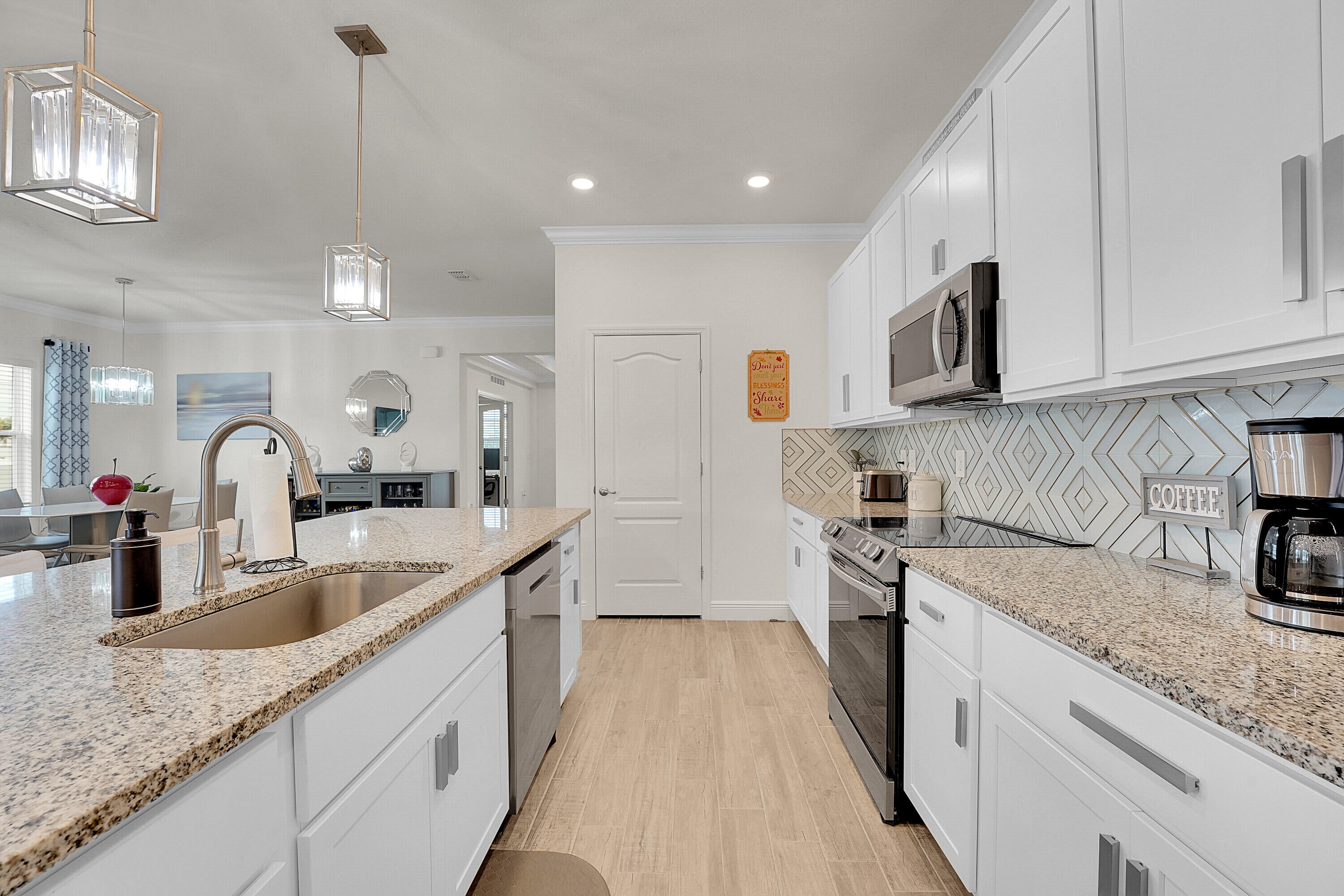 2343 Southwest Madrid Road Port St. Lucie, FL 34953 - Photo 11 of 55 11_51377 -(11)