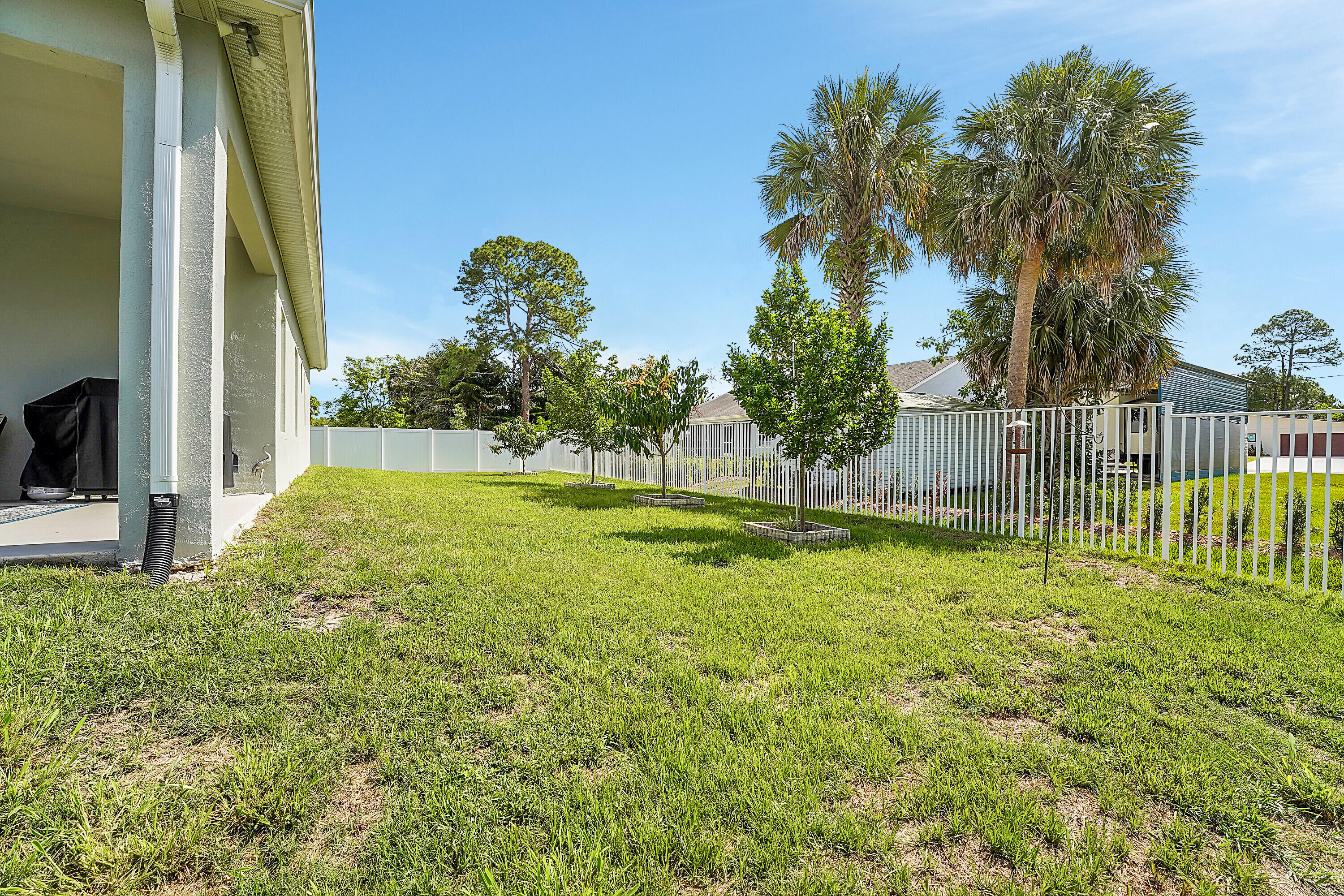 2343 Southwest Madrid Road Port St. Lucie, FL 34953 - Photo 40 of 55 40_51377 -(40)