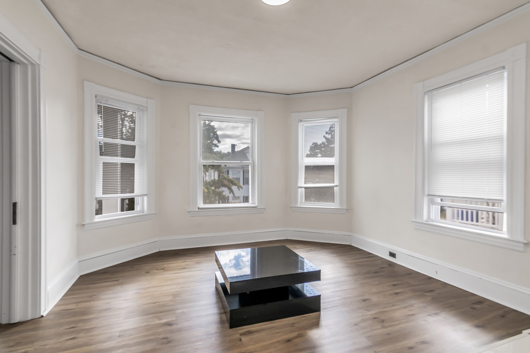 754 Rimmon Street Manchester, NH 03102 - Photo 17 of 42 Gallery Image 17