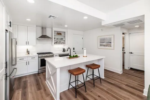 $1,495,000 | 1105 Catania Court, Unit 203, Encinitas, CA 92024