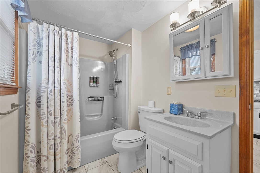 5 Dixie Road Coventry, RI 02816 - Photo 23 of 37