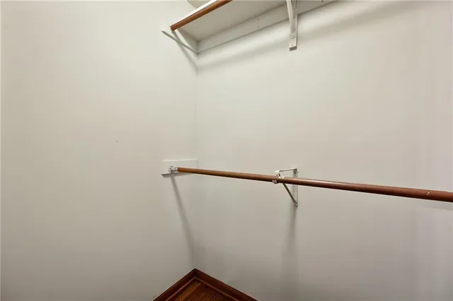 $1,195,000 | 3385 West 183rd Street, Stilwell, KS 66085