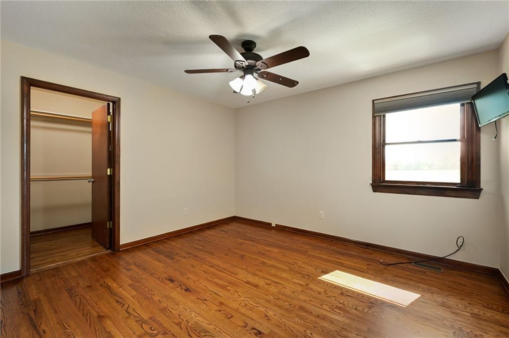 3385 West 183rd Street Stilwell, KS 66085 - Photo 30 of 37