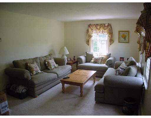 48 Planting Field Road Marshfield, MA 02050 - Photo 3 of 4 Gallery Image 3