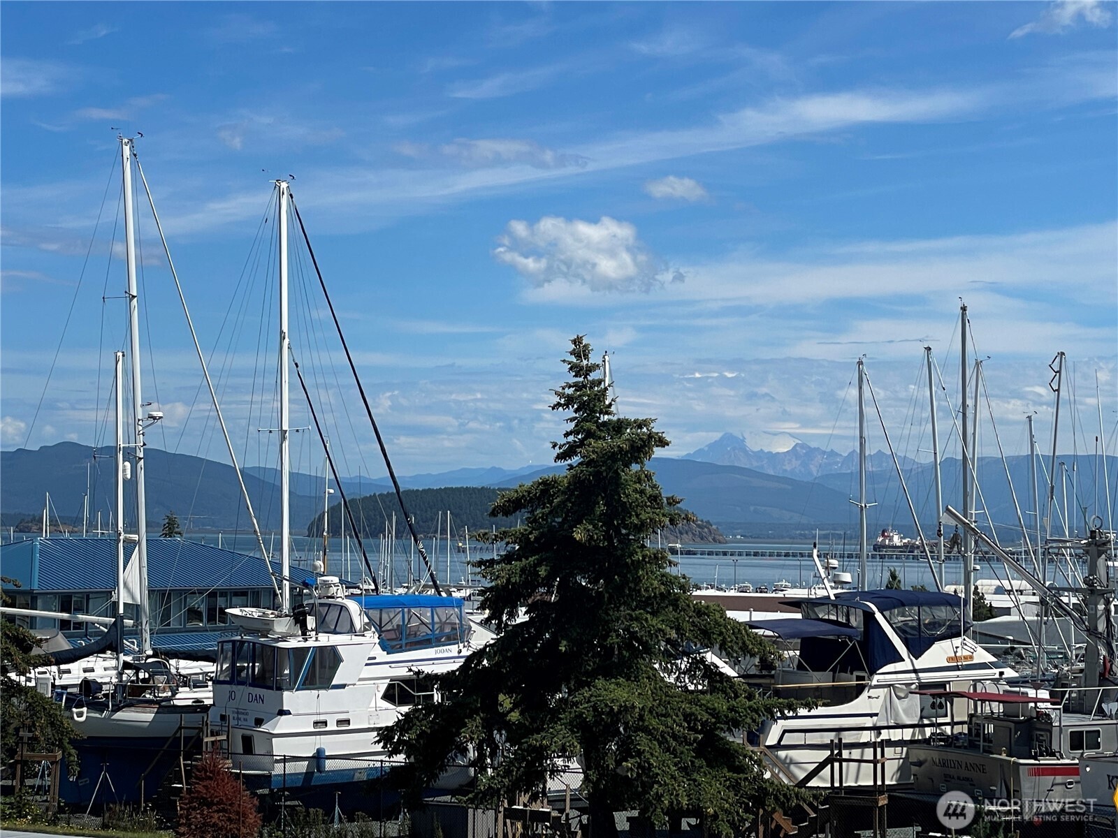 3120 R Avenue, Unit 3 Anacortes, WA 98221 - Photo 2 of 33