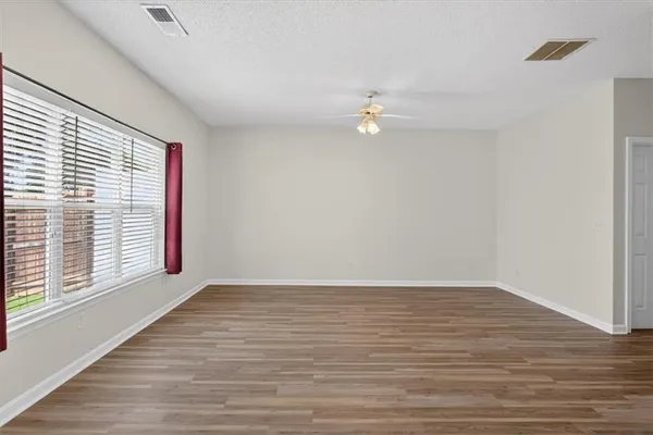 $239,900 | 100 Eagle Glen Drive Northeast, Cartersville, GA 30121