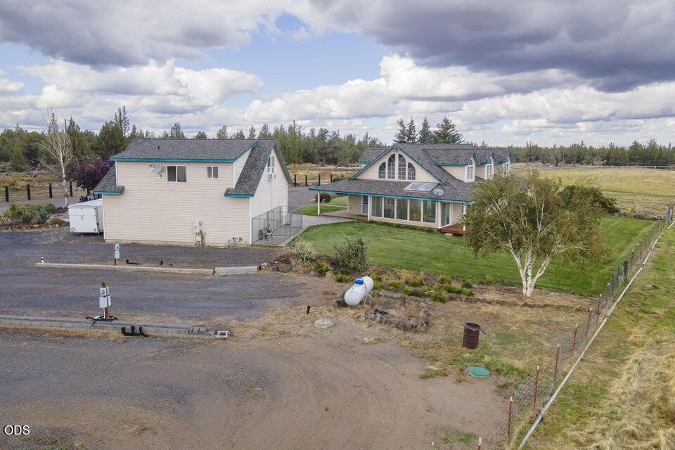24585 Dodds Road Bend, OR 97701 - Photo 96 of 114