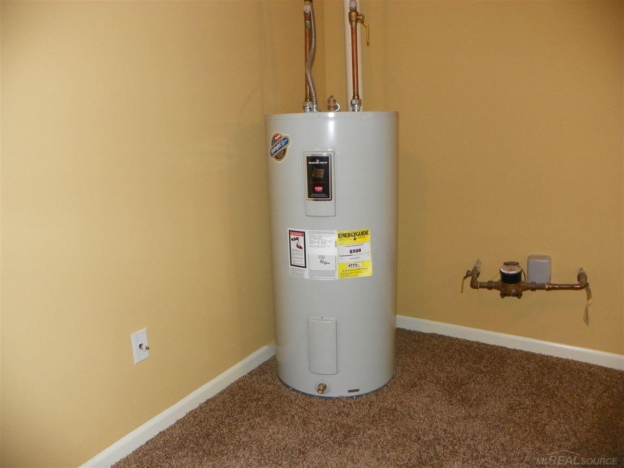 17067 East 14 Mile Road, Unit 7 Fraser, MI 48026 - Photo 28 of 33 Gallery Image 28