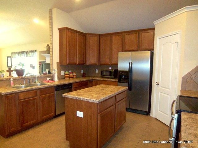 6908 36th Street Lubbock, TX 79407 - Photo 5 of 10 Photo 5