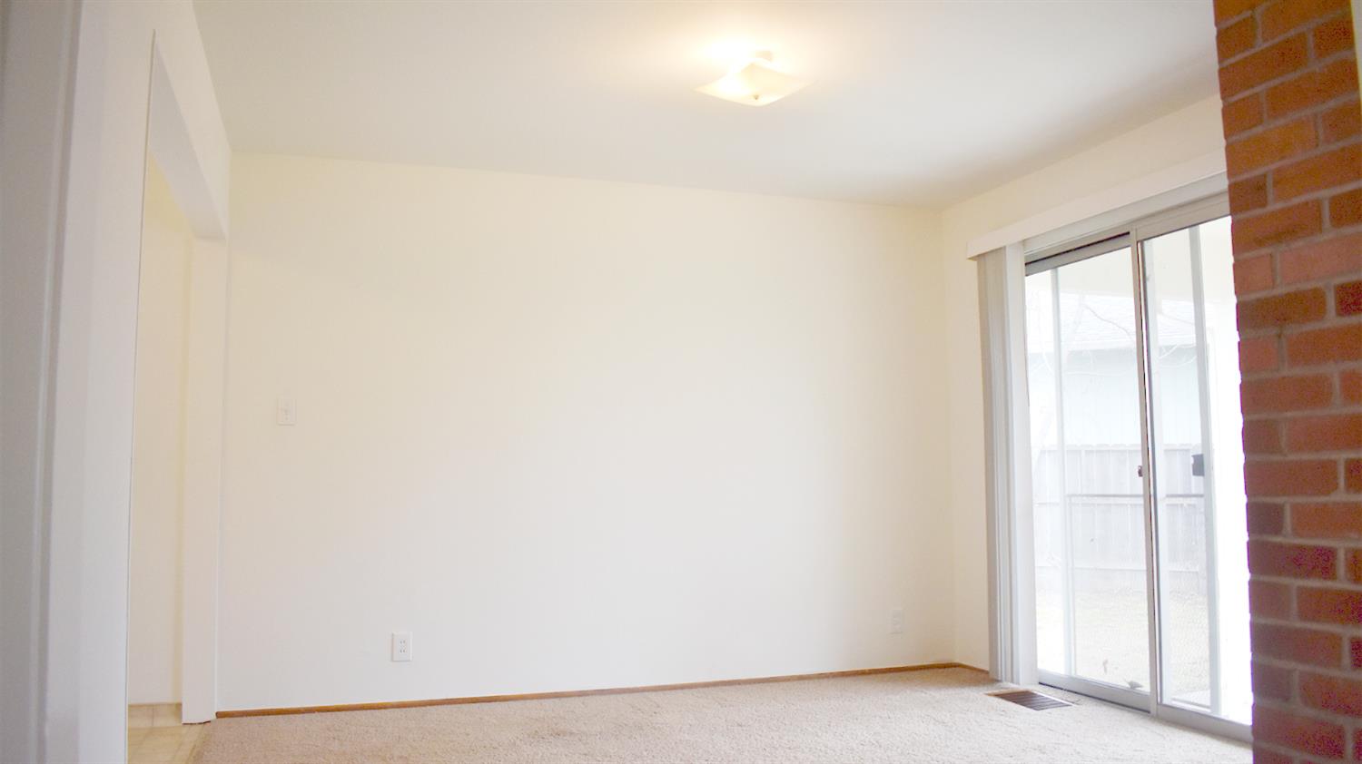 2925 Oxford Way Stockton, CA 95204 - Photo 5 of 24