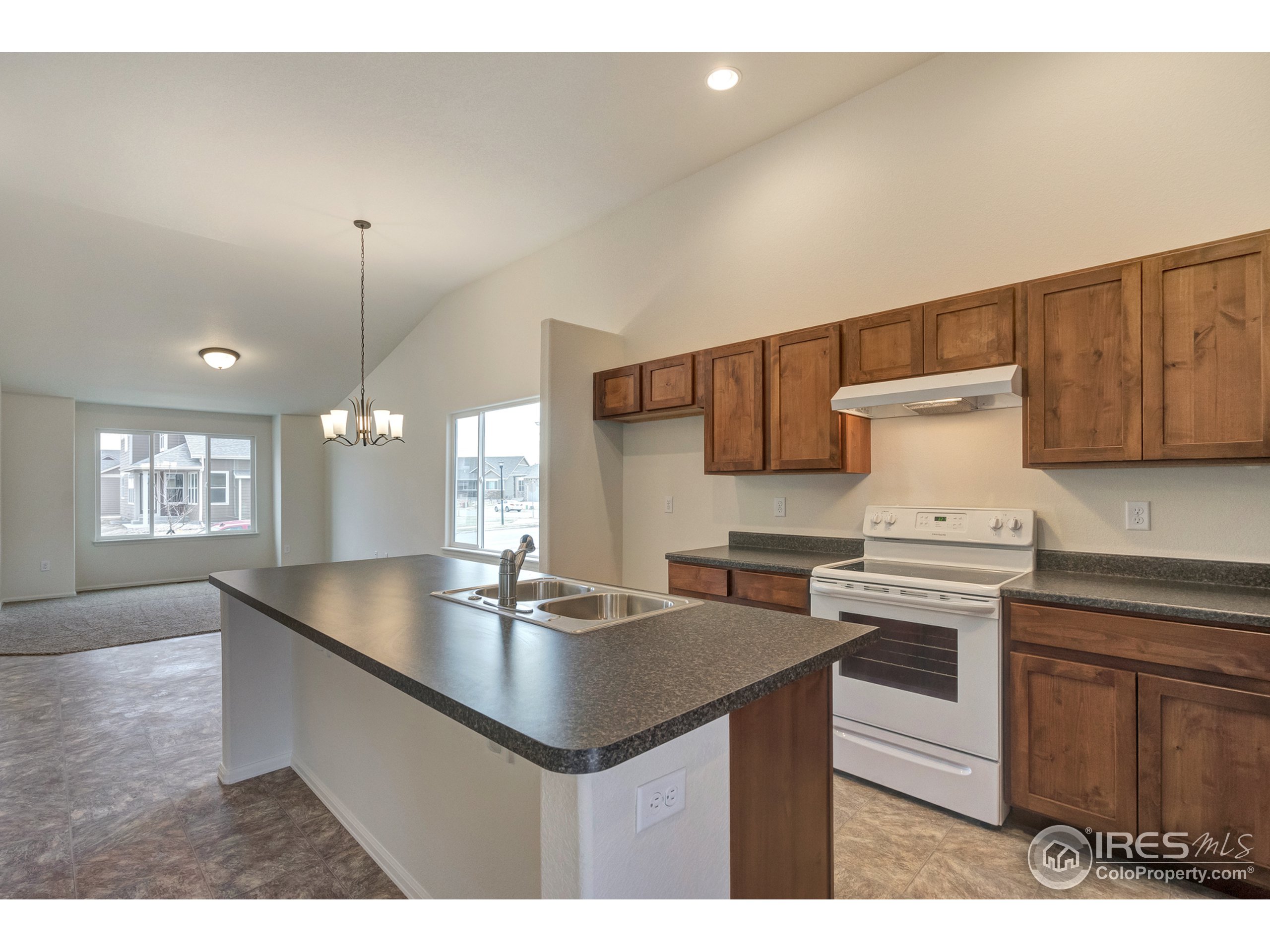 8752 15th St Road Greeley, CO 80634 - Photo 8 of 30 Gallery Image 8