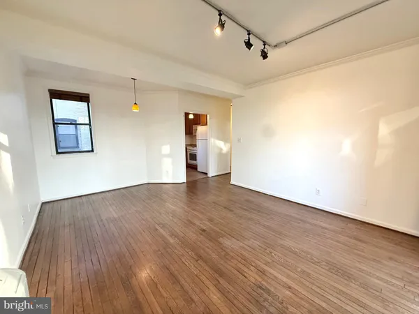 $2,500 | 2310 Ashmead Place Northwest, Unit 106, Washington, DC 20009