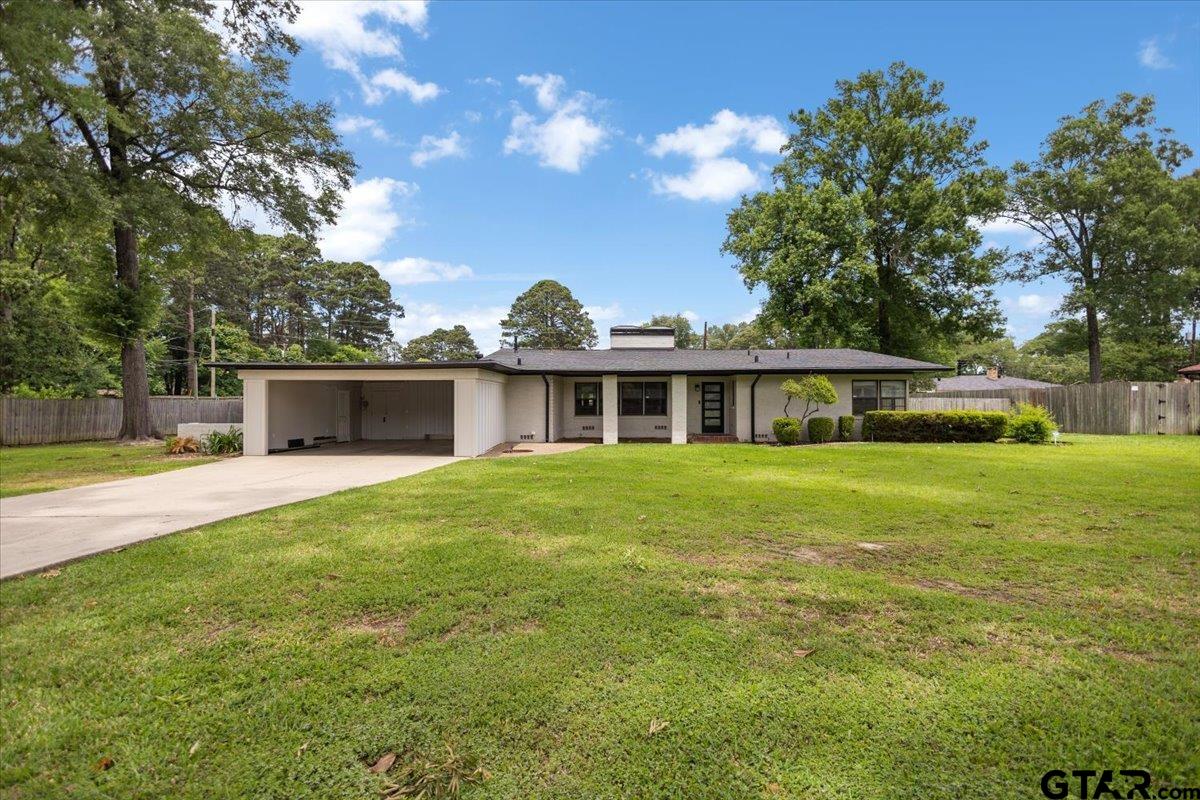 1007 Lincoln Drive Longview, TX 75604 - Photo 3 of 48 Gallery Image 3