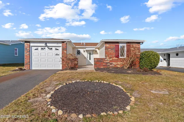 $375,000 | 43 Patmore Road, Brick, NJ 08724