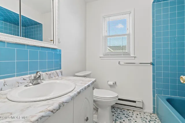 $375,000 | 43 Patmore Road, Brick, NJ 08724