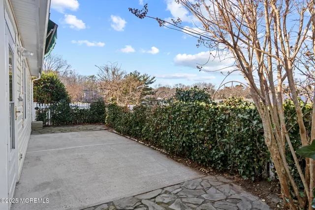 $375,000 | 43 Patmore Road, Brick, NJ 08724