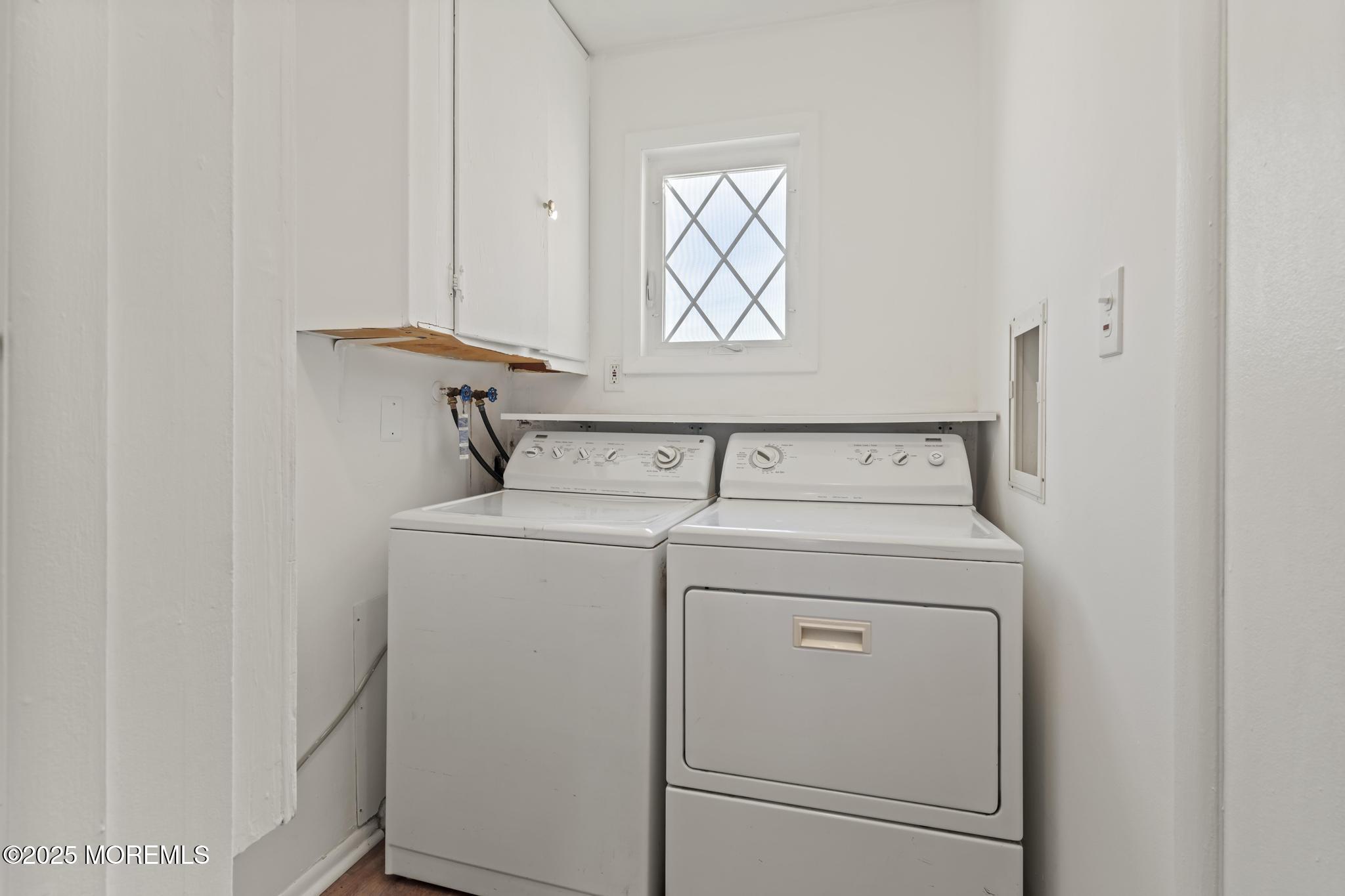 43 Patmore Road Brick, NJ 08724 - Photo 35 of 36 a utility room with dryer and washer