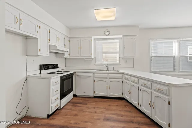 $375,000 | 43 Patmore Road, Brick, NJ 08724