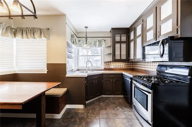 $169,900 | 101 Freemont Road, Rochester, NY 14612